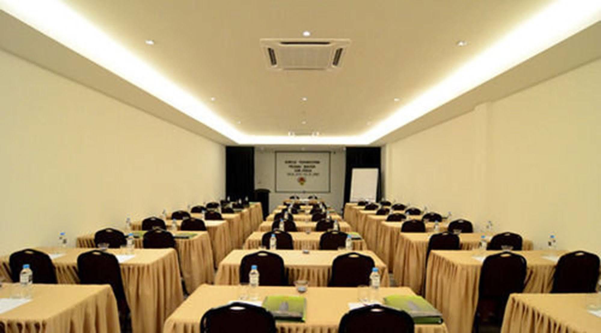 The Leverage Business Hotel - Bandar Baru Mergong Alor Setar Esterno foto